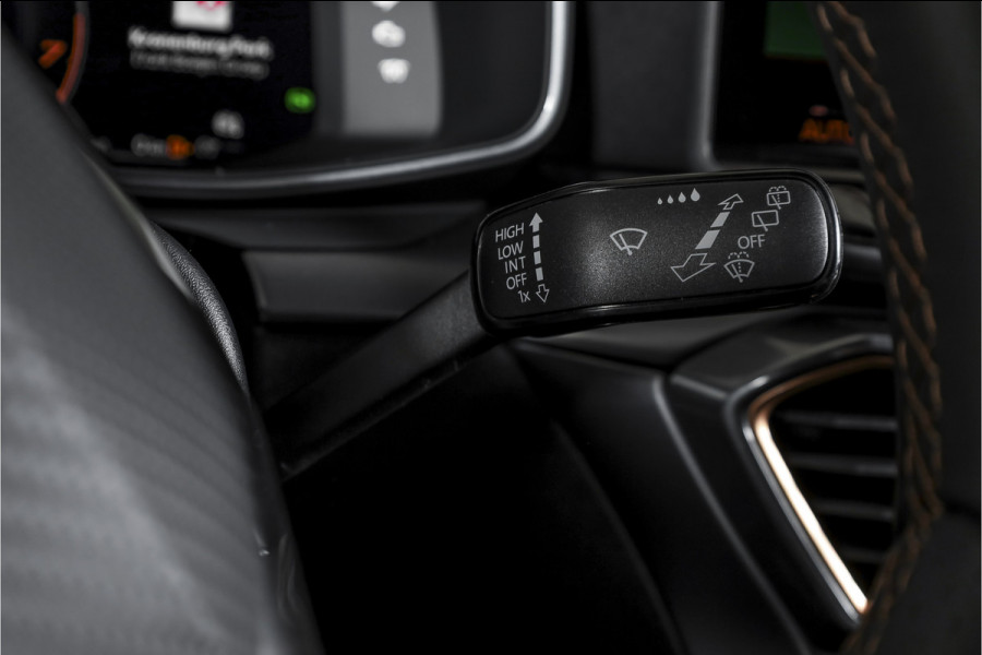 CUPRA Formentor 1.5 TSI e-Hybrid 272 PK VZ Performance | Dig. Cockpit | Adapt. Cruise | Stoel-+Stuurverw. | PDC | Camera | NAV + App. Connect | ECC | Sennheiser | Elek. Klep | LM 19" | 6918