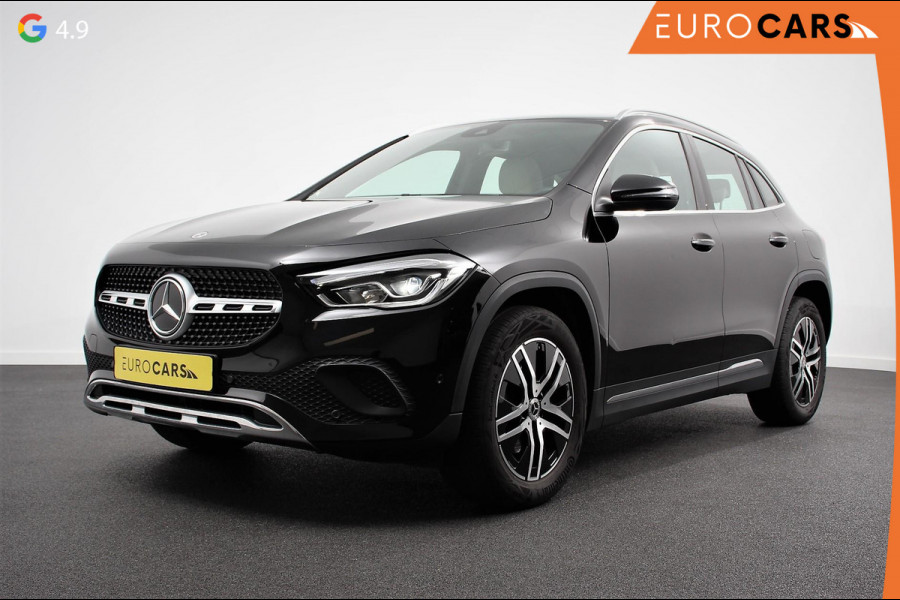 Mercedes-Benz GLA 200 Automaat Progressive Mercedes-Benz GLA-klasse 200 Progressive | Navigatie | Camera | Lederen Bekleding | Elektrische Achterklep | DAB  LED |