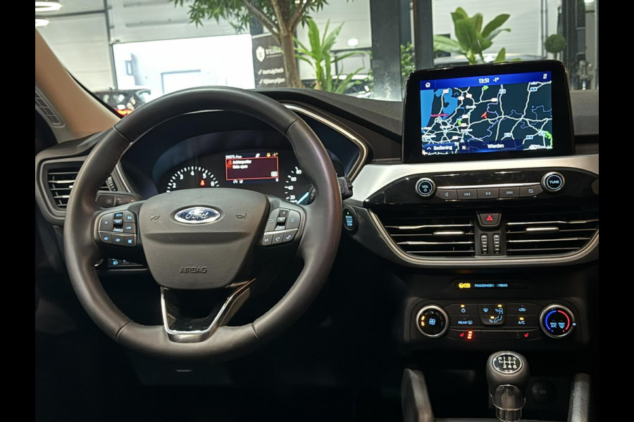 Ford Kuga 1.5 EcoBoost Fabrieksgarantie 1800KG Trekgewicht StoelVW Keyless Cruise Navi Airco PDC Led Dab Rijklaar