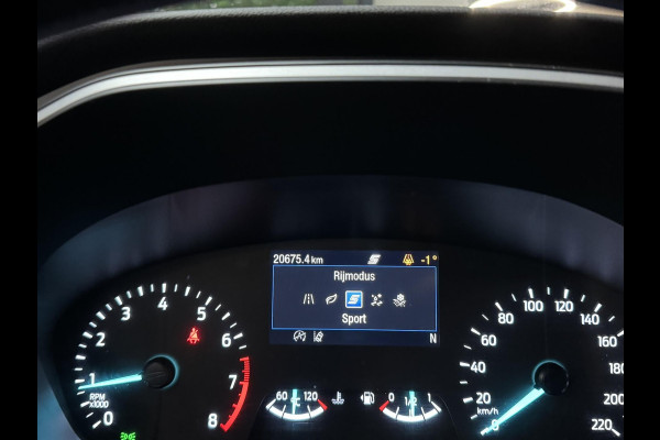 Ford Kuga 1.5 EcoBoost Fabrieksgarantie 1800KG Trekgewicht StoelVW Keyless Cruise Navi Airco PDC Led Dab Rijklaar