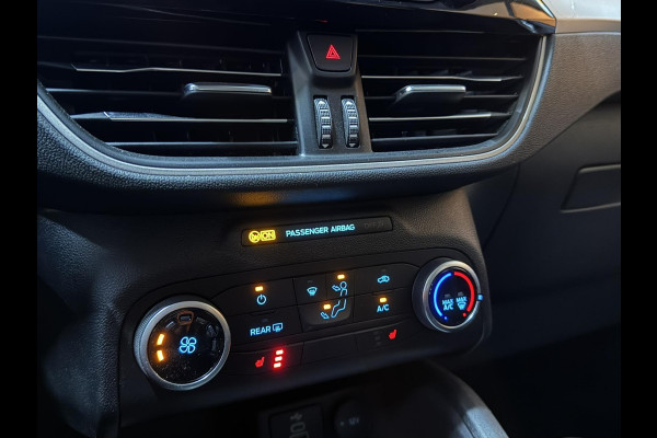 Ford Kuga 1.5 EcoBoost Fabrieksgarantie 1800KG Trekgewicht StoelVW Keyless Cruise Navi Airco PDC Led Dab Rijklaar