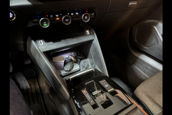 Citroën C4 1.2 Puretech Shine Garantie Head-Up Carplay Camera Adoptieve Cruise Navi Clima Keyless Led Dab Rijklaar