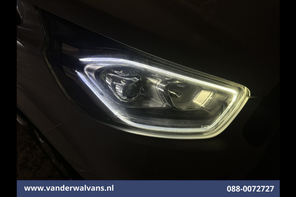 Ford Transit Custom 2.0 TDCI 131pk L2H1 Euro6 Airco | Camera | Apple Carplay | LED | 2700kg Trekhaak Android Auto, Cruisecontrol, Stoelverwarming, Verwarmde voorruit, Parkeersensoren, Sidebars, Bijrijdersbank