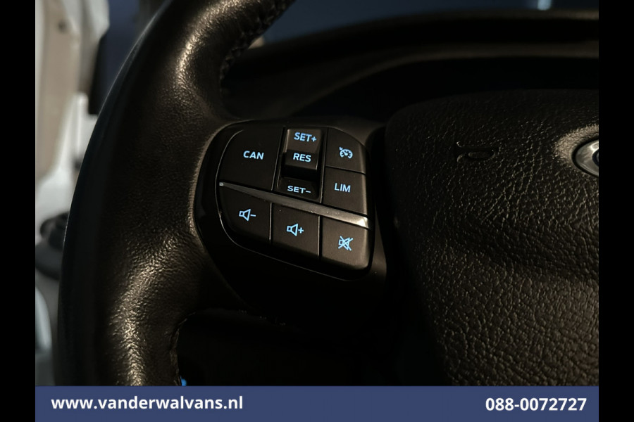 Ford Transit Custom 2.0 TDCI 131pk L2H1 Euro6 Airco | Camera | Apple Carplay | LED | 2700kg Trekhaak Android Auto, Cruisecontrol, Stoelverwarming, Verwarmde voorruit, Parkeersensoren, Sidebars, Bijrijdersbank