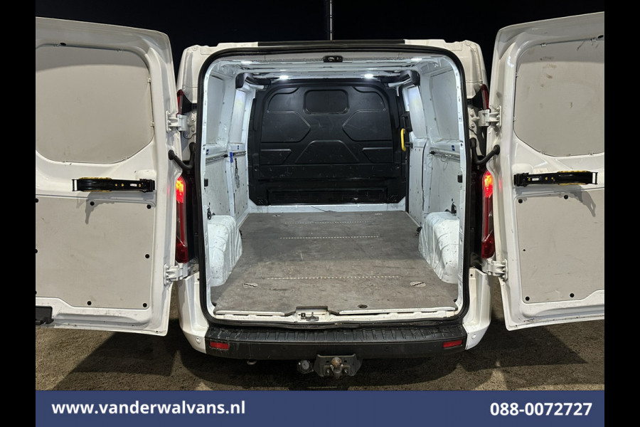 Ford Transit Custom 2.0 TDCI 131pk L2H1 Euro6 Airco | Camera | Apple Carplay | LED | 2700kg Trekhaak Android Auto, Cruisecontrol, Stoelverwarming, Verwarmde voorruit, Parkeersensoren, Sidebars, Bijrijdersbank