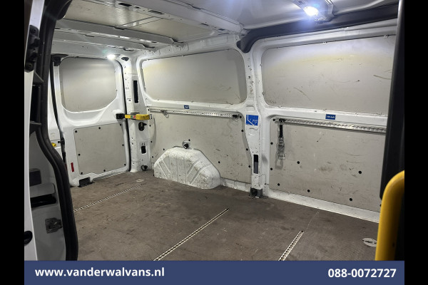 Ford Transit Custom 2.0 TDCI 131pk L2H1 Euro6 Airco | Camera | Apple Carplay | LED | 2700kg Trekhaak Android Auto, Cruisecontrol, Stoelverwarming, Verwarmde voorruit, Parkeersensoren, Sidebars, Bijrijdersbank