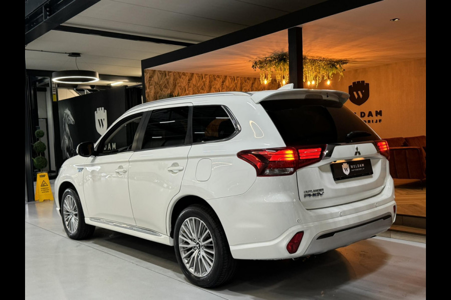 Mitsubishi Outlander 2.4 PHEV Intense Garantie Camera Navi StoelVW LED Cruise Clima Rijklaar