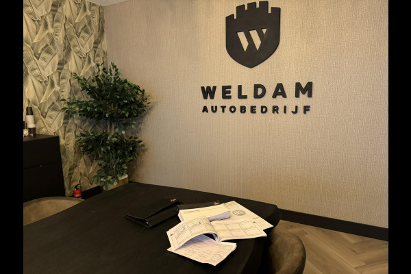 Mitsubishi Outlander 2.4 PHEV Intense Garantie Camera Navi StoelVW LED Cruise Clima Rijklaar