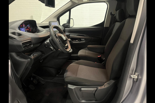 Peugeot Partner 1.5 BlueHDI 131pk euro6 Premium, Airco, CruiseControl, Camera, navigatie, Metallic, Trekhaak, LMV, Rijklaarprijs!