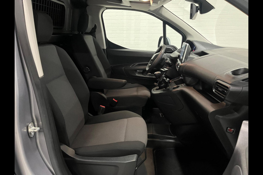 Peugeot Partner 1.5 BlueHDI 131pk euro6 Premium, Airco, CruiseControl, Camera, navigatie, Metallic, Trekhaak, LMV, Rijklaarprijs!