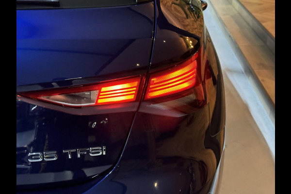 Audi A3 Sportback 35 TFSI S edition Garantie Carplay StoelVW Elek Stoelen Elek Achterklep ACC Navi Clima Led Dab Rijklaar