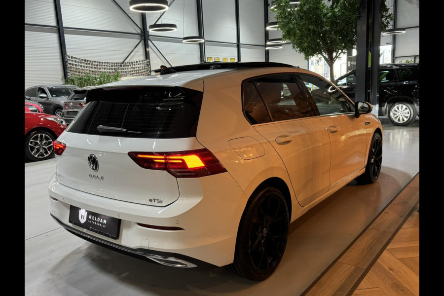 Volkswagen Golf 1.5 eTSI Style Garantie Pano Memory Massage Sfeer Carplay Camera Blindspot ACC Navi Clima IQ.Led IQ.Drive Rijklaar