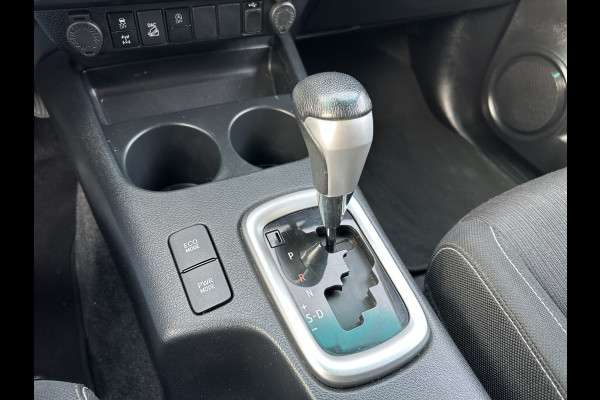 Toyota Hilux 2.4 D-4D AUTOMAAT / 4x4 / 1e EIG. / 3.500 KG AHG / CAMERA / TREKHAAK / ECC / ADAPTIVE CRUISE / CARPLAY