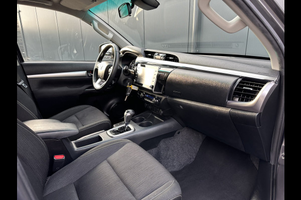 Toyota Hilux 2.4 D-4D AUTOMAAT / 4x4 / 1e EIG. / 3.500 KG AHG / CAMERA / TREKHAAK / ECC / ADAPTIVE CRUISE / CARPLAY