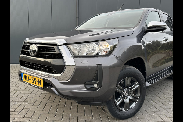Toyota Hilux 2.4 D-4D AUTOMAAT / 4x4 / 1e EIG. / 3.500 KG AHG / CAMERA / TREKHAAK / ECC / ADAPTIVE CRUISE / CARPLAY