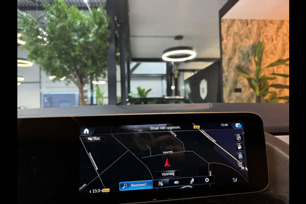 Mercedes-Benz B-Klasse 180 Business Solution NAP Garantie Carplay Camera Elek. Achterklep Led Cruise Clima Navi Rijklaar