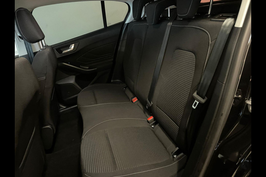Ford Focus 1.0 EcoBoost Hybrid Titanium AIRCO NAVI CRUISE ELEK RAMEN CENT VERG VELGEN KEYLESS PRIVACYGLAS NIEUWSTAAT