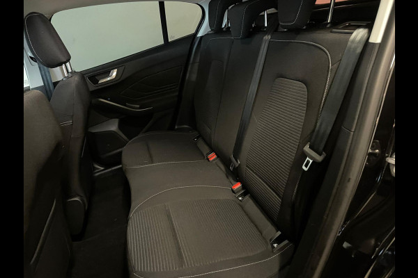 Ford Focus 1.0 EcoBoost Hybrid Titanium AIRCO NAVI CRUISE ELEK RAMEN CENT VERG VELGEN KEYLESS PRIVACYGLAS NIEUWSTAAT