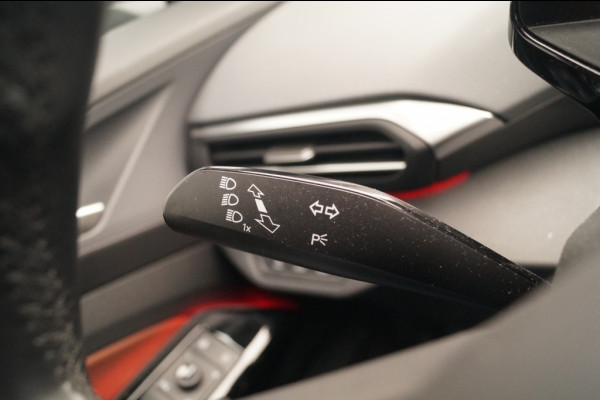 Volkswagen ID.4 First 77kWh -SOH89%-CAM-NAVI-ECC-PDC-