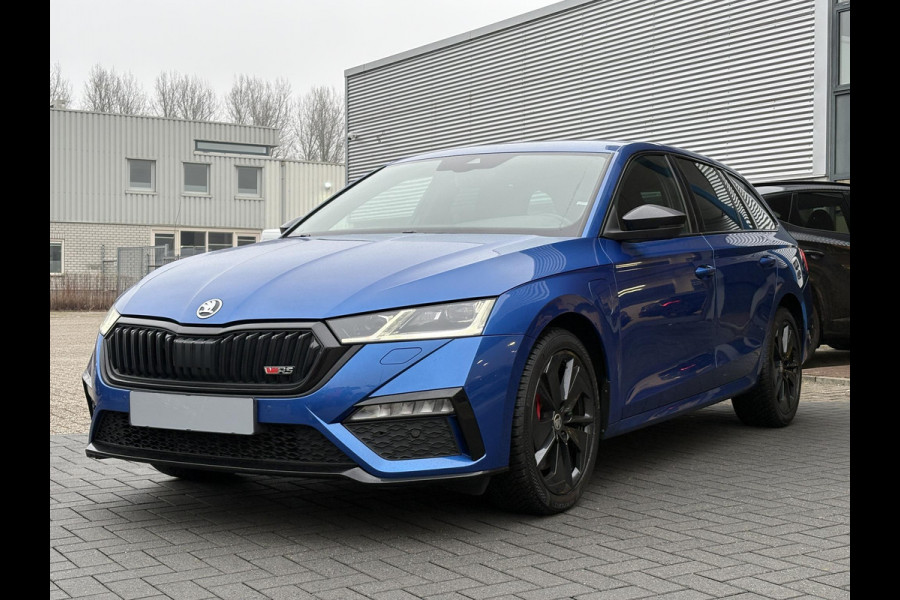 Škoda Octavia Combi 1.4 TSI RS iV PHEV Business | 245pk | Stoel- & Stuurverwarming | Achteruitrijcamera