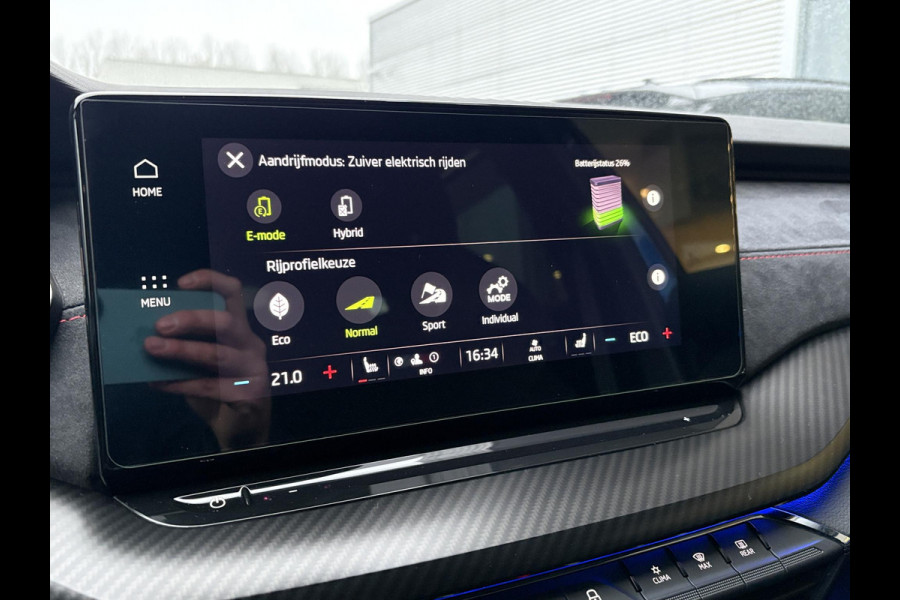 Škoda Octavia Combi 1.4 TSI RS iV PHEV Business | 245pk | Stoel- & Stuurverwarming | Achteruitrijcamera