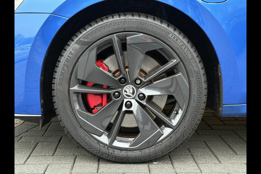 Škoda Octavia Combi 1.4 TSI RS iV PHEV Business | 245pk | Stoel- & Stuurverwarming | Achteruitrijcamera