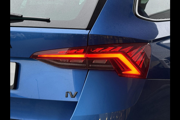 Škoda Octavia Combi 1.4 TSI RS iV PHEV Business | 245pk | Stoel- & Stuurverwarming | Achteruitrijcamera