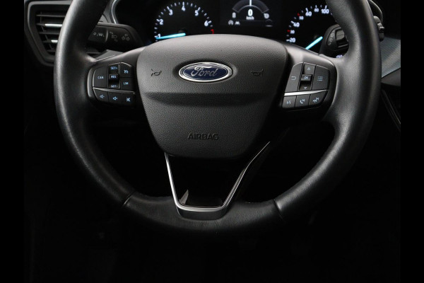 Ford Focus 1.0 EcoBoost Hybrid Active | Stoelverwarming | Trekhaak | Camera | Stuurverwarming | Carplay | Keyless | Full LED | Navigatie | Parkeerhulp | Climate control | Cruise control