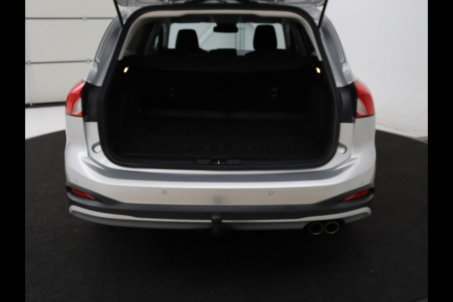 Ford Focus 1.0 EcoBoost Hybrid Active | Stoelverwarming | Trekhaak | Camera | Stuurverwarming | Carplay | Keyless | Full LED | Navigatie | Parkeerhulp | Climate control | Cruise control