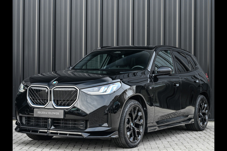BMW X3 30e xDrive 300pk M-Sport | Panorama dak | Sport stoelen | Driving Assistant Plus | Dab+ | Harman/Kardon | Adaptive Led | Head-Up | 360 Camera | Comfort Access | Ambiance Interieur  | Iconic Glow