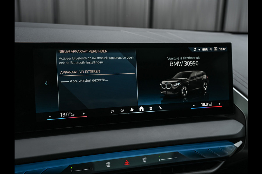 BMW X3 30e xDrive 300pk M-Sport | Panorama dak | Sport stoelen | Driving Assistant Plus | Dab+ | Harman/Kardon | Adaptive Led | Head-Up | 360 Camera | Comfort Access | Ambiance Interieur  | Iconic Glow