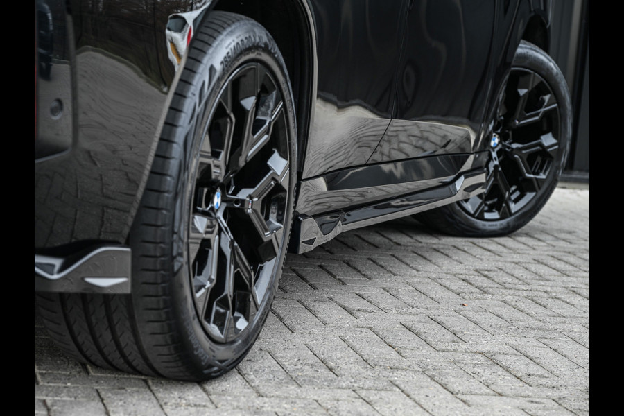 BMW X3 30e xDrive 300pk M-Sport | Panorama dak | Sport stoelen | Driving Assistant Plus | Dab+ | Harman/Kardon | Adaptive Led | Head-Up | 360 Camera | Comfort Access | Ambiance Interieur  | Iconic Glow