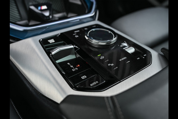 BMW X3 30e xDrive 300pk M-Sport | Panorama dak | Sport stoelen | Driving Assistant Plus | Dab+ | Harman/Kardon | Adaptive Led | Head-Up | 360 Camera | Comfort Access | Ambiance Interieur  | Iconic Glow