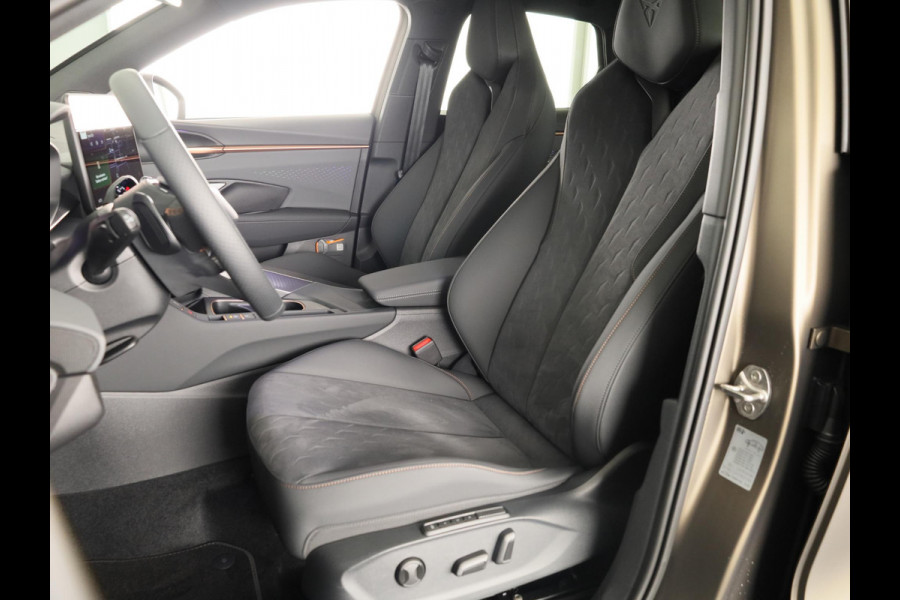 CUPRA Terramar 1.5 TSI e-Hybrid Business 204PK | Trekhaak | Matte Lak | Sennheiser | Elektrisch Verstelbare Voorstoelen | 360 Camera |