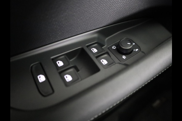 CUPRA Terramar 1.5 TSI e-Hybrid Business 204PK | Trekhaak | Matte Lak | Sennheiser | Elektrisch Verstelbare Voorstoelen | 360 Camera |