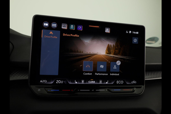 CUPRA Terramar 1.5 TSI e-Hybrid Business 204PK | Trekhaak | Matte Lak | Sennheiser | Elektrisch Verstelbare Voorstoelen | 360 Camera |