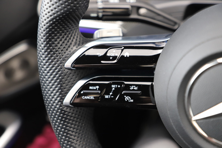 Mercedes-Benz C-Klasse 200 AMG | Pano | Burmester | Sfeerverlichting | Distronic | Keyles-go | Memory | Carbon | Digital-light | NL-auto | 2021.