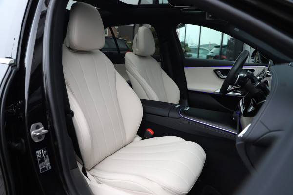 Mercedes-Benz E-Klasse Estate 300e AMG | 313PK | Head-up | Hyperscreen | Burmester 4D | Sfeerverlichting | Keyless-go | Distronic+ | Trekhaak | 2024.