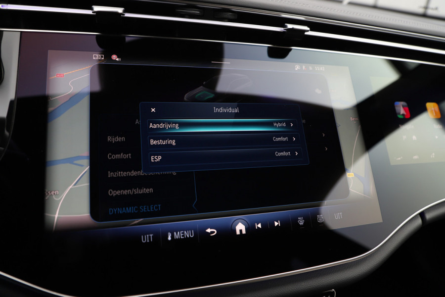 Mercedes-Benz E-Klasse Estate 300e AMG | 313PK | Head-up | Hyperscreen | Burmester 4D | Sfeerverlichting | Keyless-go | Distronic+ | Trekhaak | 2024.