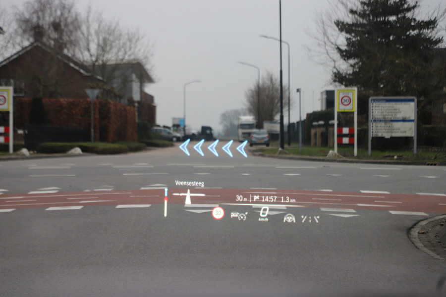 Mercedes-Benz S-Klasse 450e AMG | 408PK | Head-up | Entertainment | Luchtvering | Achterasbesturing | Massage | Digital-light | Keyless-go | 2024.