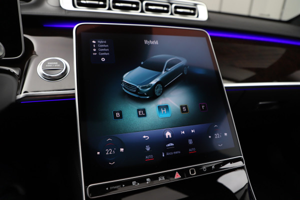 Mercedes-Benz S-Klasse 450e AMG | 408PK | Head-up | Entertainment | Luchtvering | Achterasbesturing | Massage | Digital-light | Keyless-go | 2024.