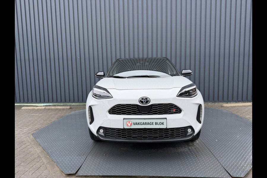 Toyota Yaris Cross 1.5 Hybrid GR Sport / Bi tone | Pano dak | JBL | Elektrische achterklep | Rijklaar!!!
