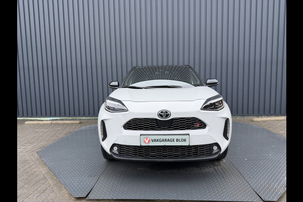 Toyota Yaris Cross 1.5 Hybrid GR Sport / Bi tone | Pano dak | JBL | Elektrische achterklep | Rijklaar!!!