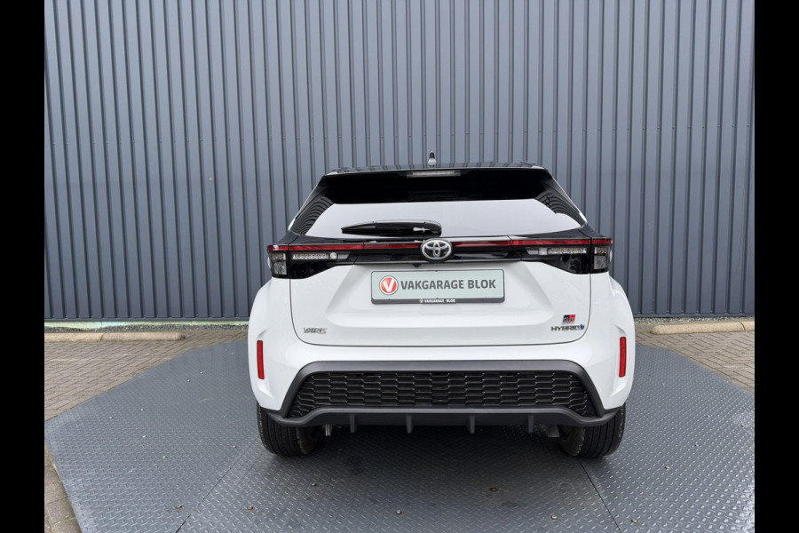 Toyota Yaris Cross 1.5 Hybrid GR Sport / Bi tone | Pano dak | JBL | Elektrische achterklep | Rijklaar!!!