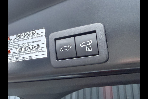 Toyota Yaris Cross 1.5 Hybrid GR Sport / Bi tone | Pano dak | JBL | Elektrische achterklep | Rijklaar!!!