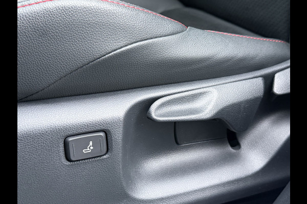 Toyota Yaris Cross 1.5 Hybrid GR Sport / Bi tone | Pano dak | JBL | Elektrische achterklep | Rijklaar!!!