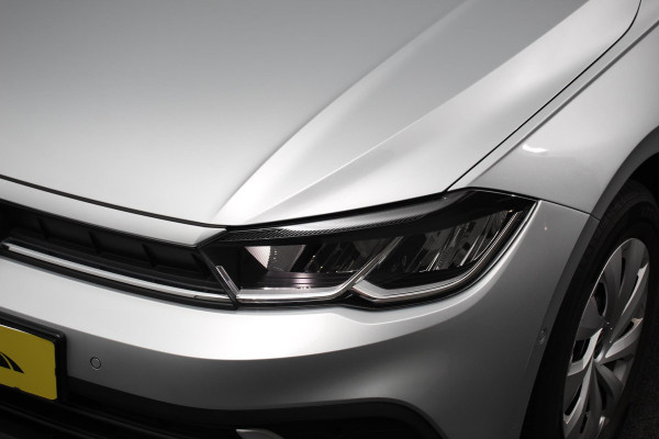 Volkswagen Polo 1.0 TSI Life Navigatie Climate Control Adaptive Cruise Control Lane/Side Assist Camera Licht + Zichtpakket Stoelverwarming Apple Carplay /Android Auto