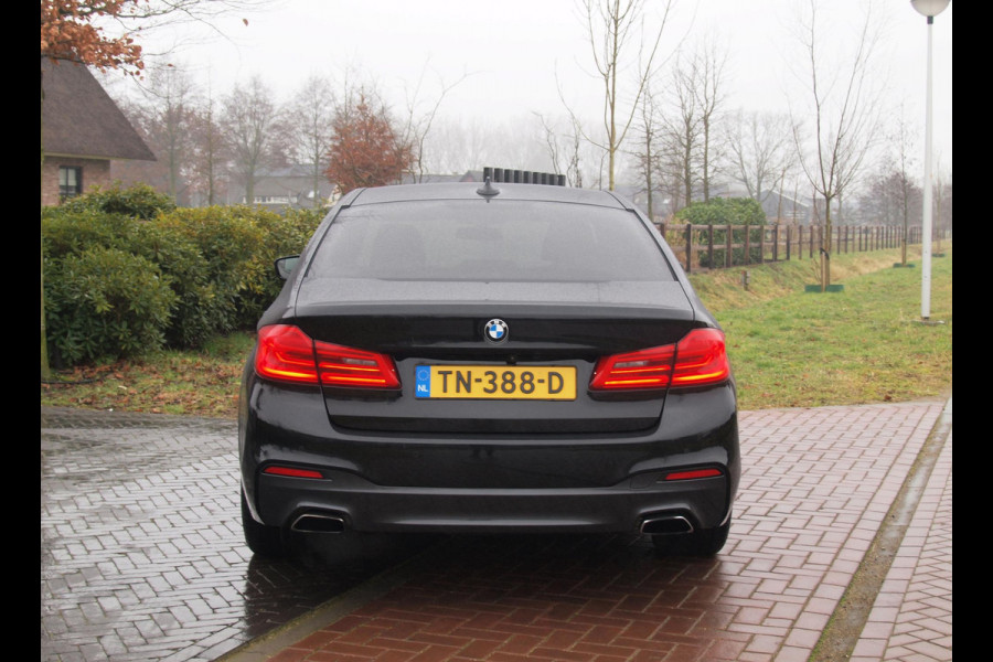 BMW 5 Serie 530i High Executive | M-Pakket | Camera | Sfeerverlichting | Automaat | NL-Auto |