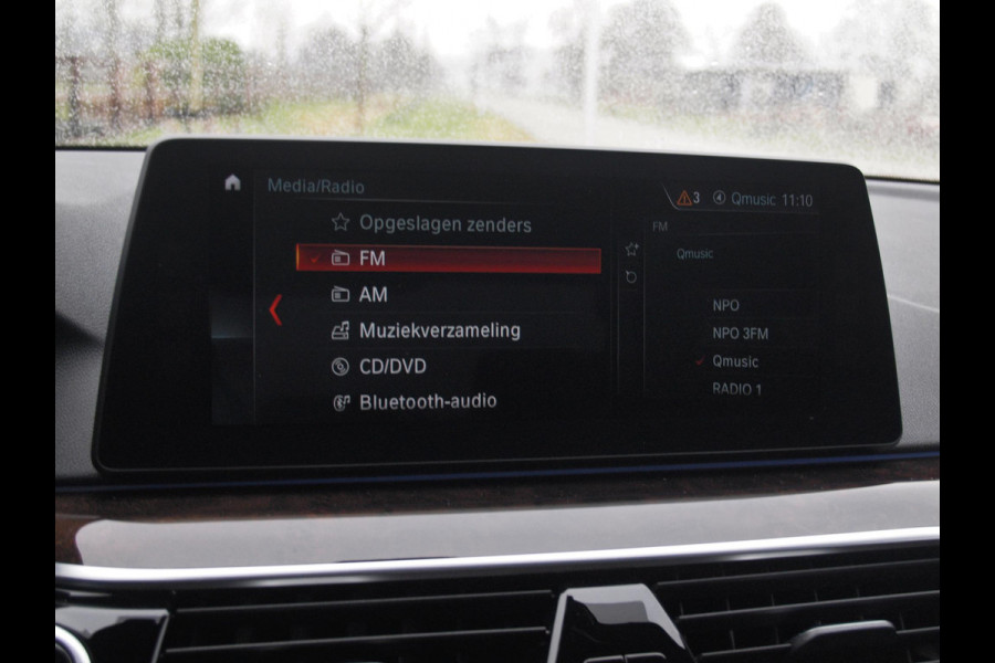 BMW 5 Serie 530i High Executive | M-Pakket | Camera | Sfeerverlichting | Automaat | NL-Auto |