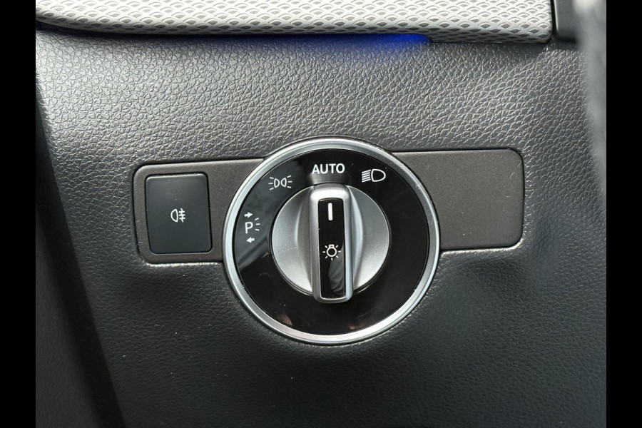 Mercedes-Benz B-Klasse BWJ 2018 | 200 Ambition 157PK AUTOMAAT | TREKHAAK | LEER | 2X PANO DAK | PDC 2X | NAVI | CLIMA | STOELVERW | CRUISE